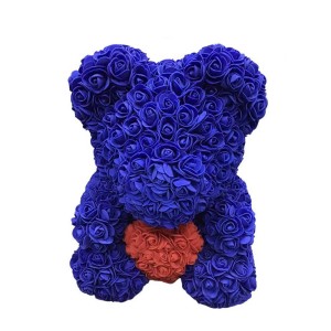 Αρκουδάκι από τεχνητά Τριαντάφυλλα Μπλε με Κόκκινη Καρδιά 40cm